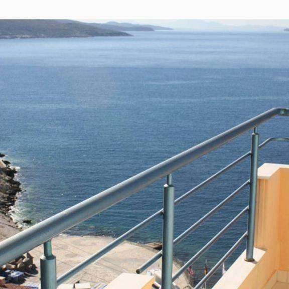 Noah Apartaments Sarandë Buitenkant foto