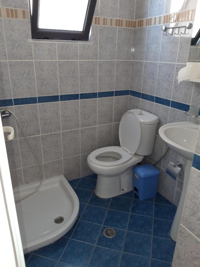 Noah Apartaments Sarandë Buitenkant foto
