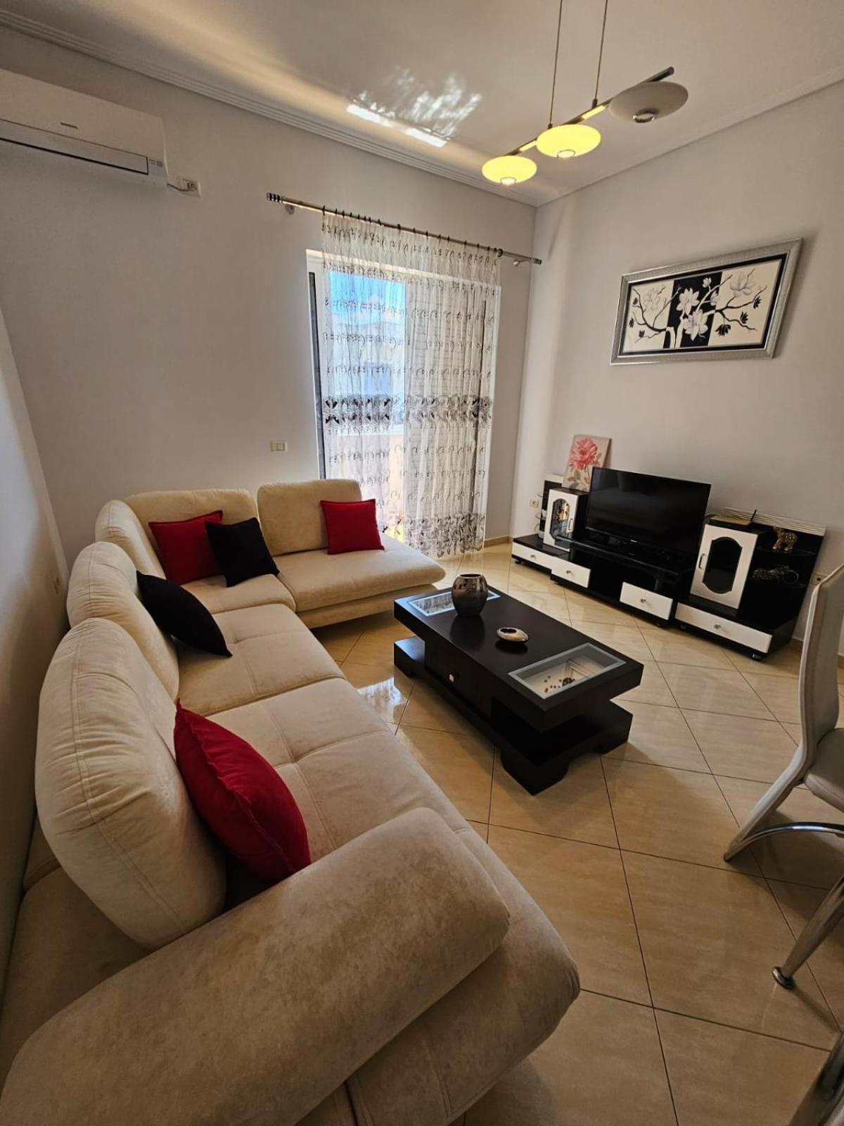 Noah Apartaments Sarandë Buitenkant foto