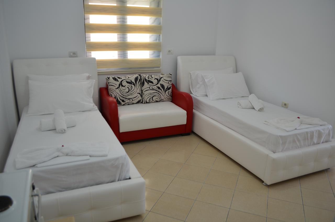 Noah Apartaments Sarandë Buitenkant foto