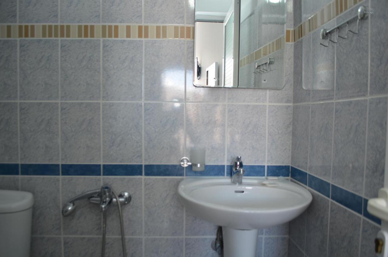 Noah Apartaments Sarandë Buitenkant foto