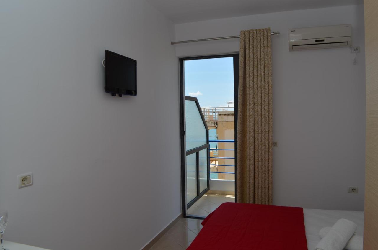 Noah Apartaments Sarandë Buitenkant foto